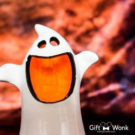 Enchanting Halloween Party Gift Ideas for a Screaming Good Time! 2 Halloween Party Gift - Halloween-themed candle holder for teens