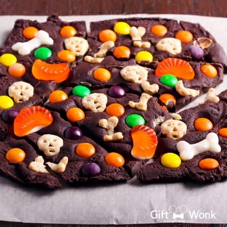 Halloween Treats - Halloween-themed candy bark
