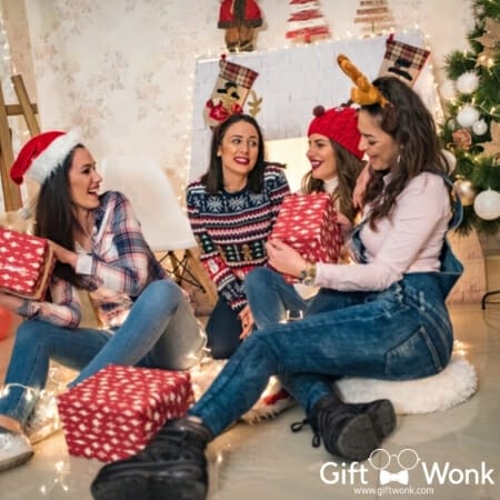 Christmas Gift Tips: How Much Do Christmas Gifts Need To Cost? 10 Christmas Gift Tips - Take Into Account The Relationship