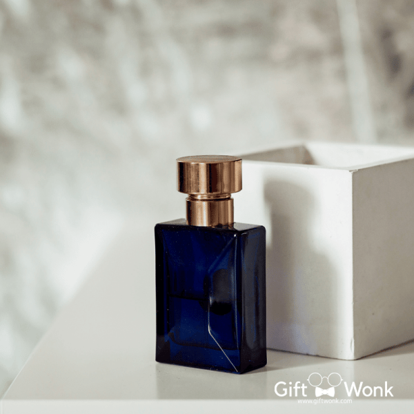 Valentine's Day Gifts To Give For Guys - Men's Cologne 