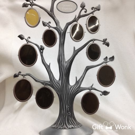 Heartfelt Keepsake Gifts That Will Evoke Love and Warmth in Anyone 13